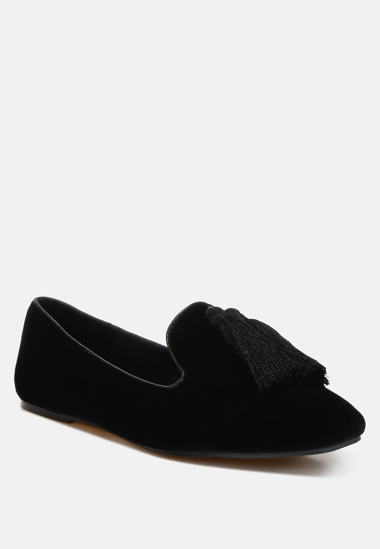 tromso iconic tassel detail velvet loafers#color_black