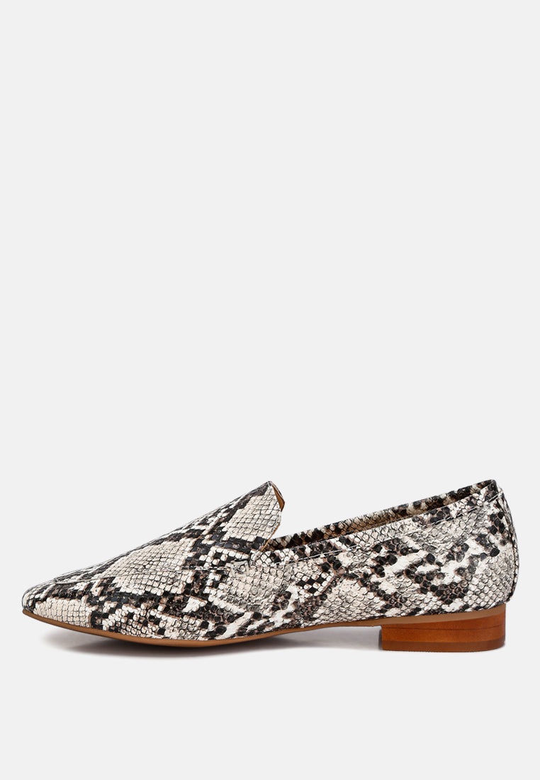 JULIA Snake Skin Textured Loafers color_snake print
