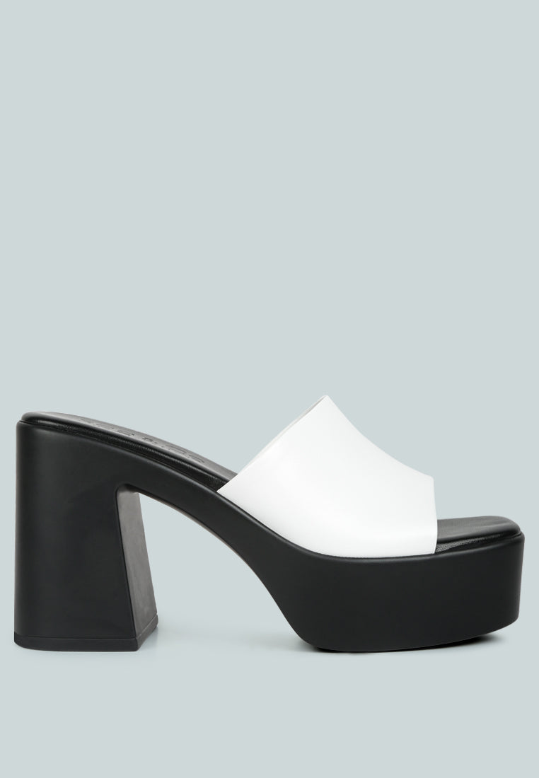 SCANDAL Slip on Block Heel Sandals in White#color_White