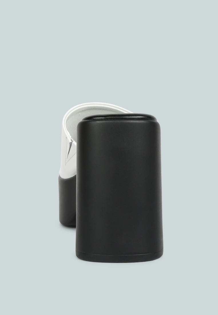 SCANDAL Slip on Block Heel Sandals in White#color_White