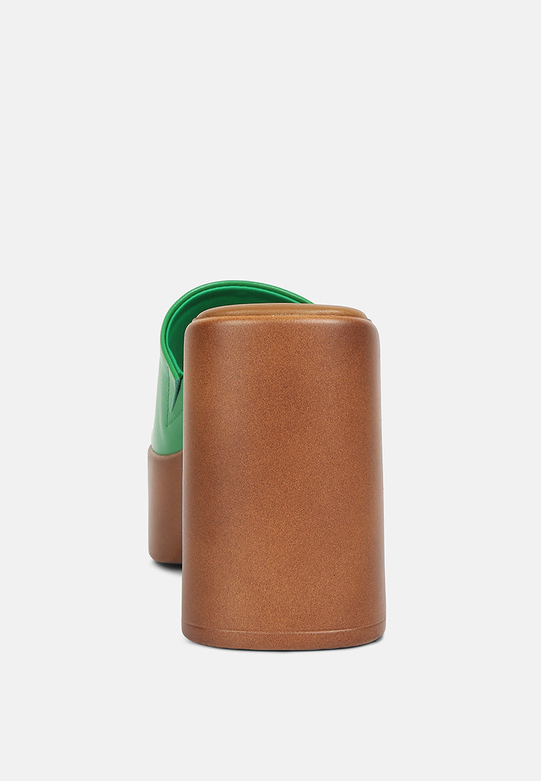 SCANDAL Slip on Block Heel Sandals in Green#color_Green