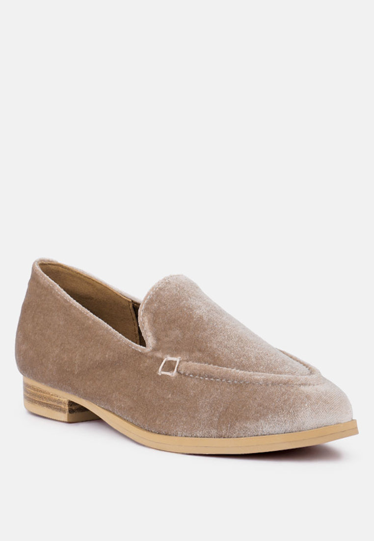 LUXE-LAP Taupe Velvet Handcrafted Loafers_Taupe