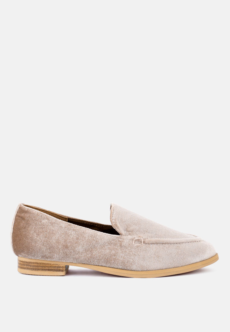 LUXE-LAP Taupe Velvet Handcrafted Loafers_Taupe