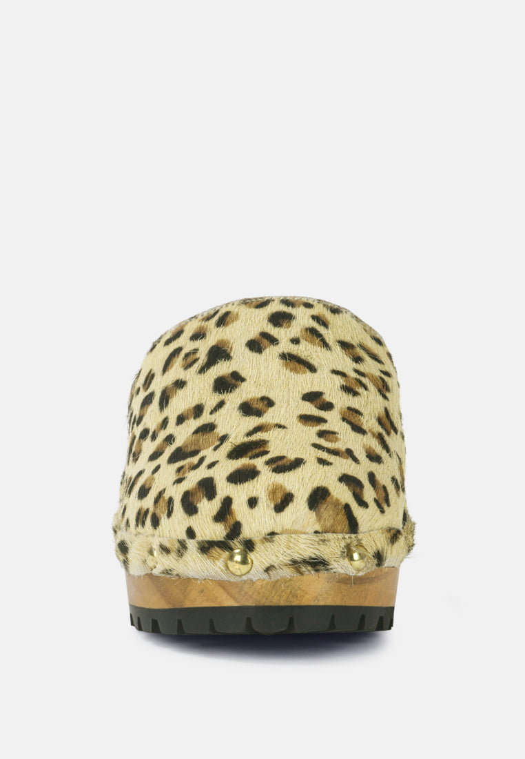 ACER Fine Suede Printed Leopard Clog Slides in Beige-Beige