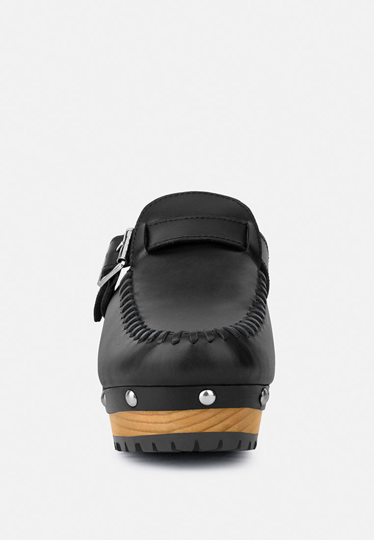 CHOCTAV Black Handcrafted Leather Clogs_Black