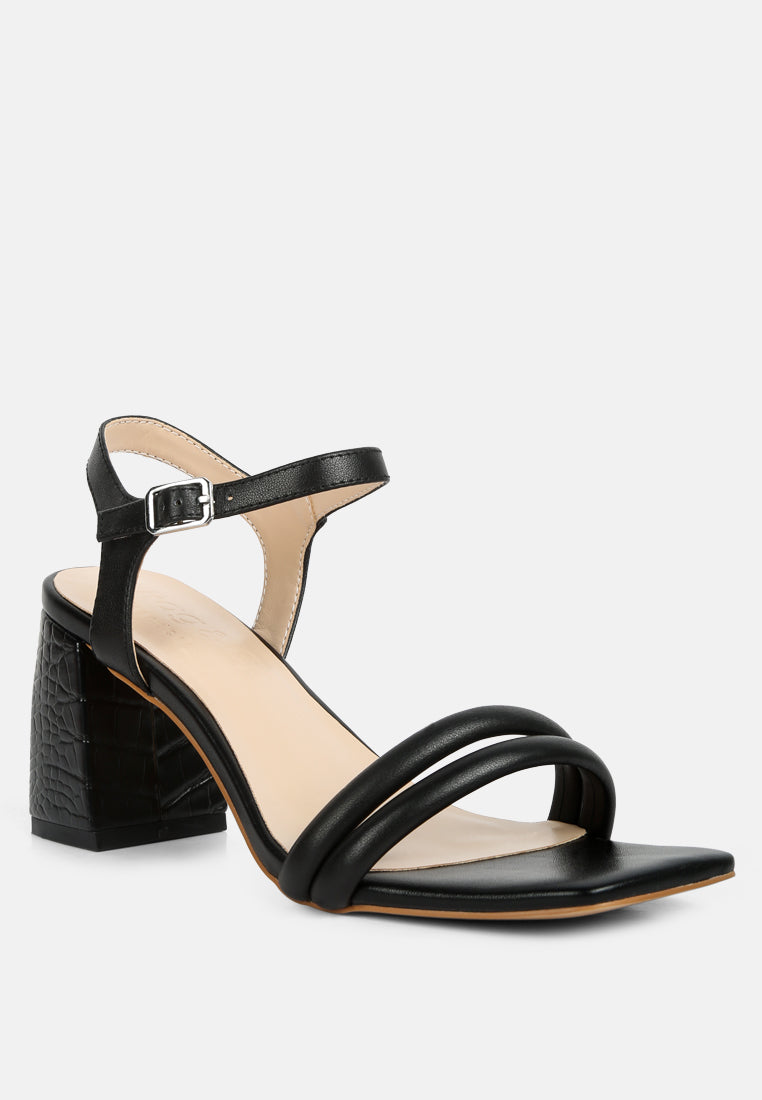 EDYTA Ankle Strap Block Heel Sandals in Black#color_black