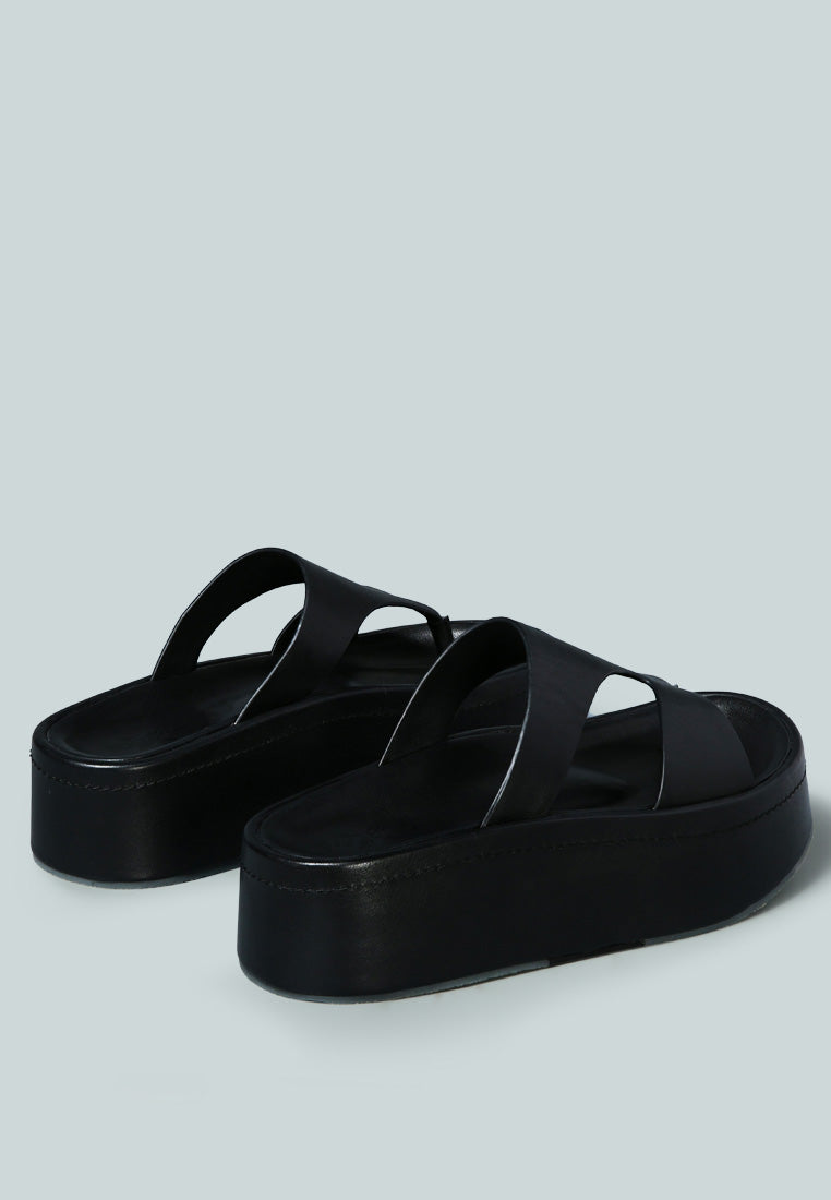 HATHAWAY Slip-On Platfrom Sandal in Black-Black