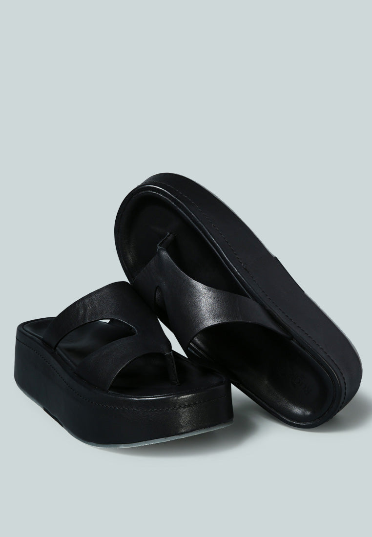 HATHAWAY Slip-On Platfrom Sandal in Black-Black