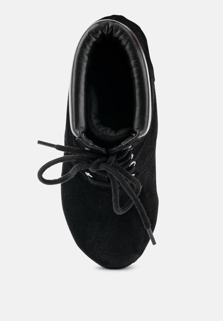 MAAYA Black Handcrafted Fur Collared Suede Boot_black