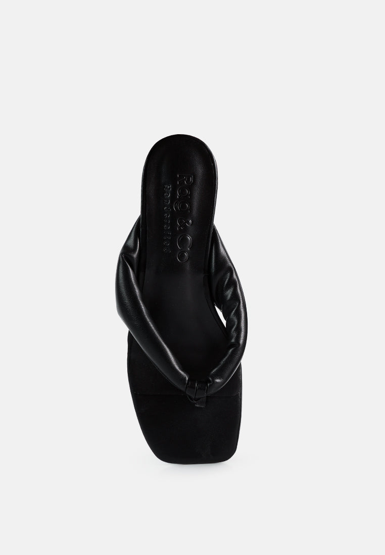 MEMESTAR Black Low Heel Thong Sandals-Black