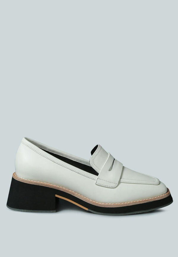 MOORE Lead lady Loafers in White