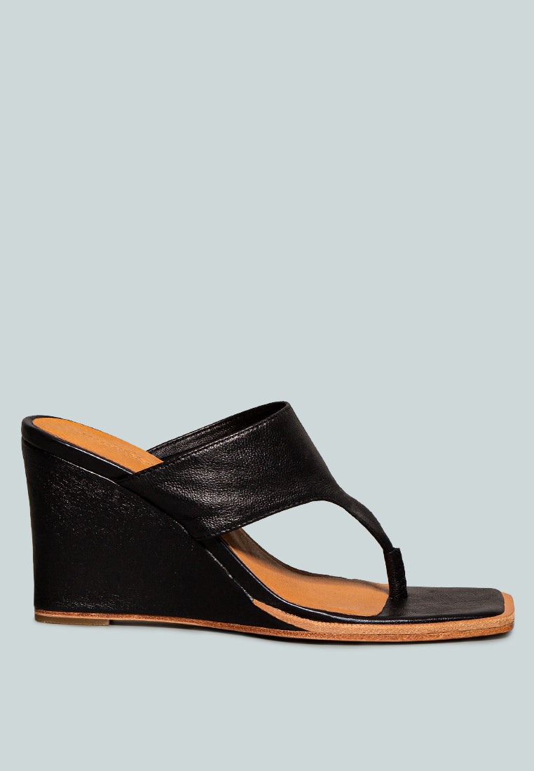 ONASSIS Black Thong Wedge Sandals_Black