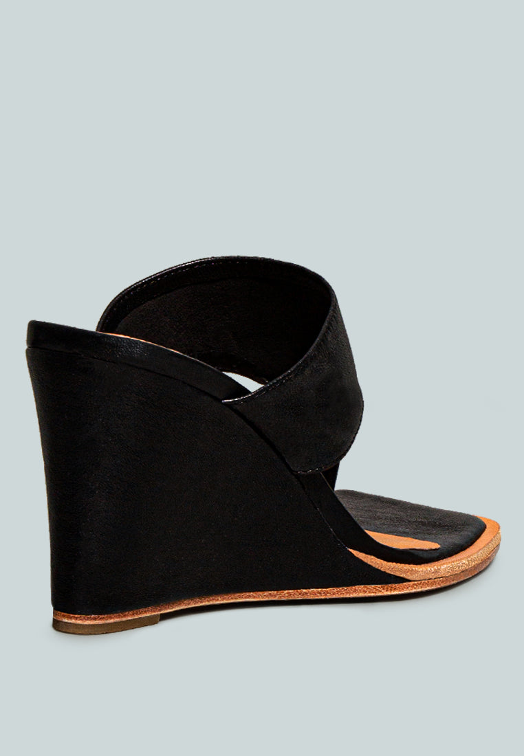 ONASSIS Black Thong Wedge Sandals_Black