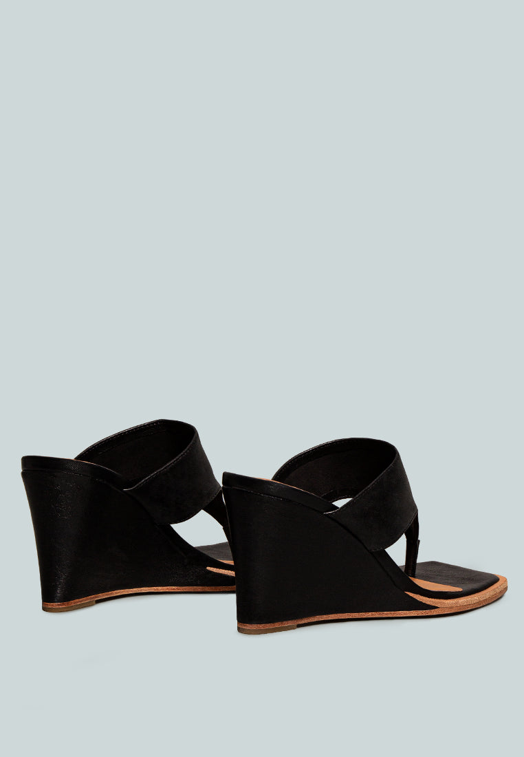 ONASSIS Black Thong Wedge Sandals_Black
