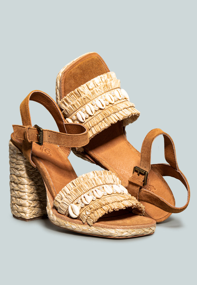 WILLIS Tan Cowrie Raffia Handmade Block Sandal_Tan