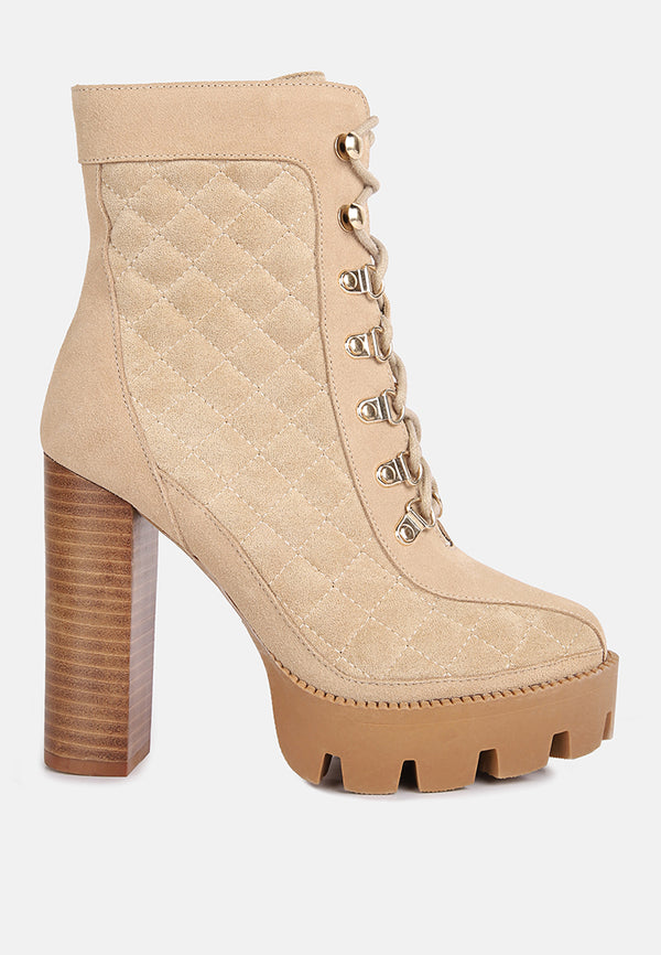 yoko beige fine suede quilted ankle boots#color_beige