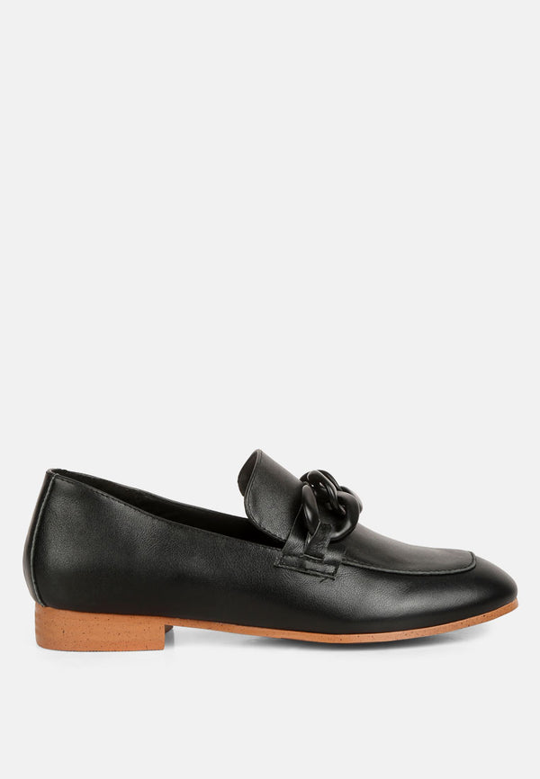 MERVA Chunky Chain Leather Loafers in black#color_black