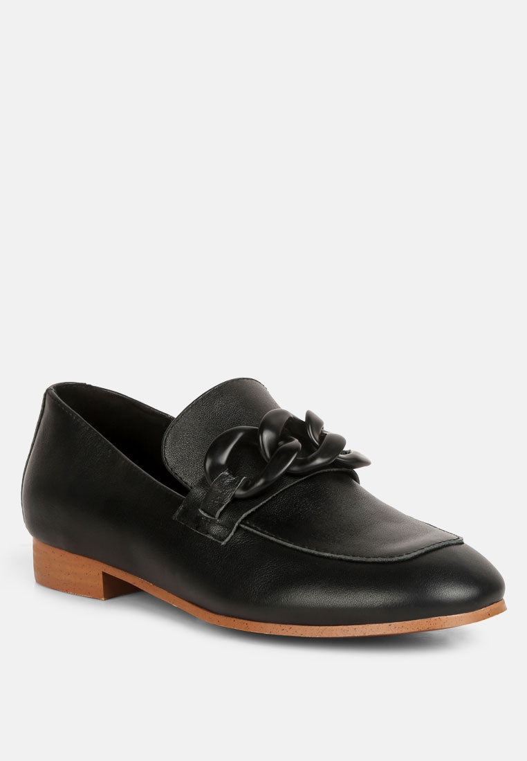 MERVA Chunky Chain Leather Loafers in black#color_black