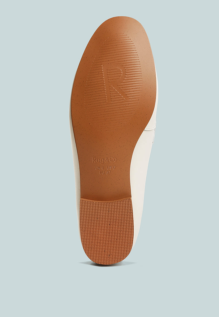 MERVA Chunky Chain Leather Loafers in off White#color_off White