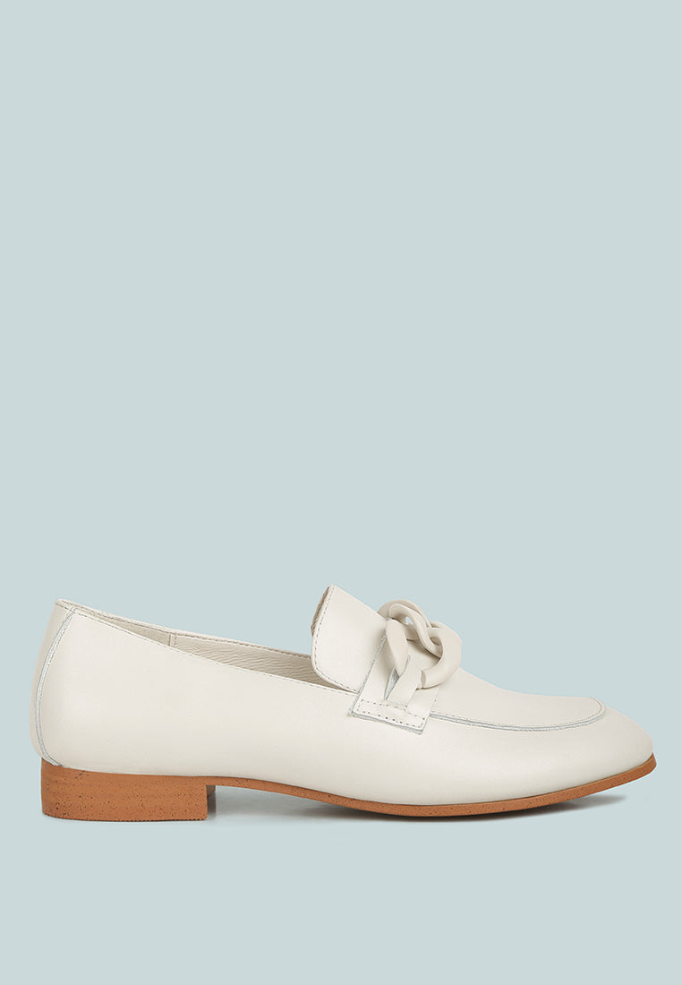 MERVA Chunky Chain Leather Loafers in off White#color_off White