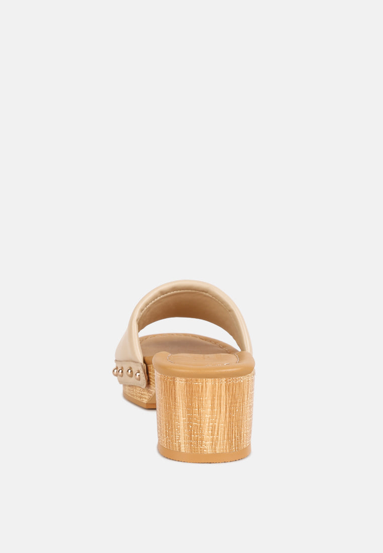 MINNY Textured Heel Leather Slip On Sandals in Beige#Color_Beige